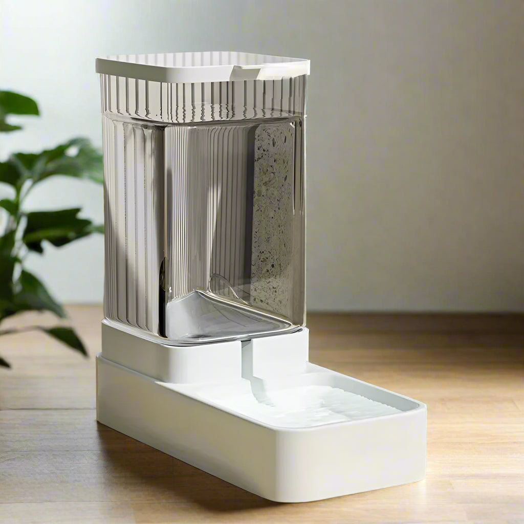 distributeur d’eau pour chat avec réservoir détachable pour une hydratation optimale