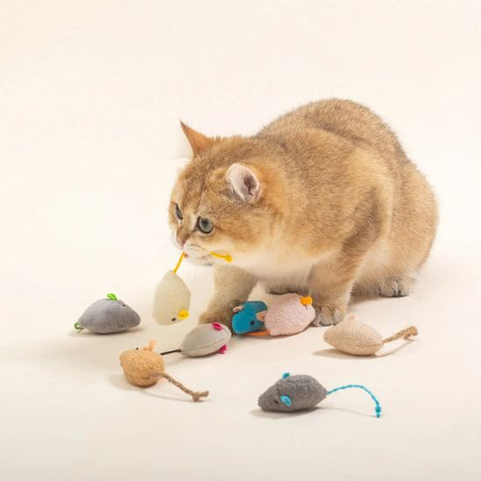 Jouet pour chat roux avec souris