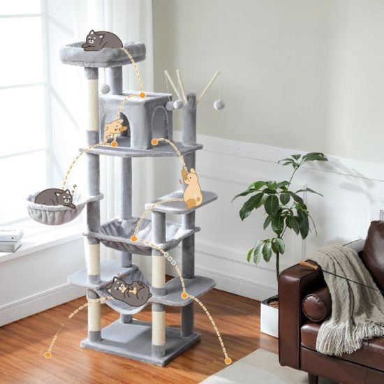 Arbre à chat en bois avec plusieurs niveaux pour se relaxer à différents endroits