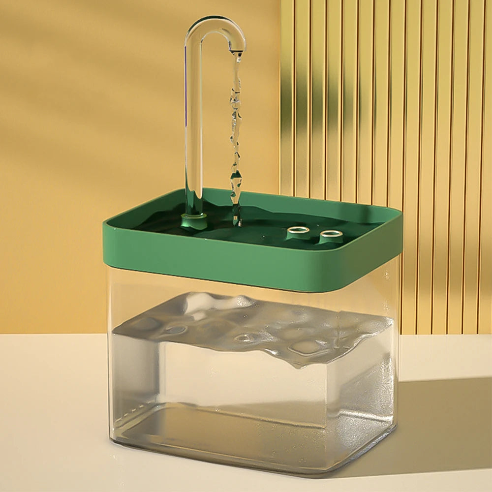 Fontaine a eau chat silencieuse 1,5 L avec réservoir transparent spout U couvercle vert facile surveillance du niveau d'eau