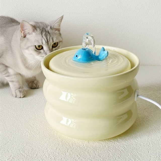 FONTAINE A EAU POUR CHAT CERAMIQUE - Ultra-Silencieuse Design Baleine - AquaWhale