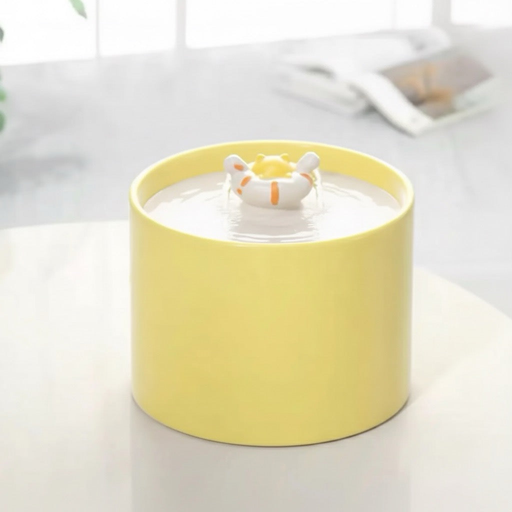fontaine céramique chat forme cylindrique avec chat flottant