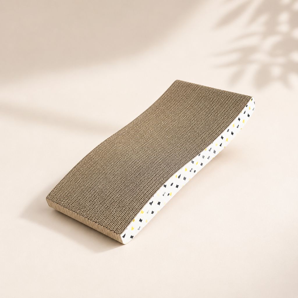 Griffoir chat carton design moderne pour chat intérieur