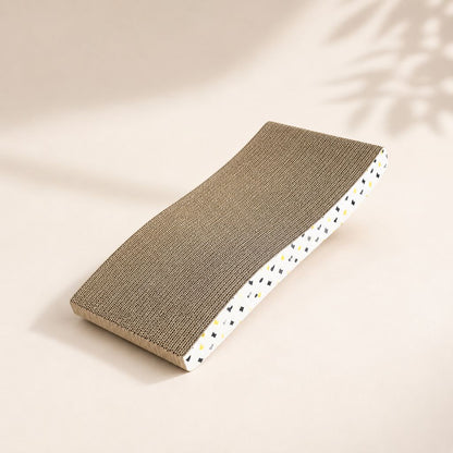 Griffoir chat carton design moderne pour chat intérieur