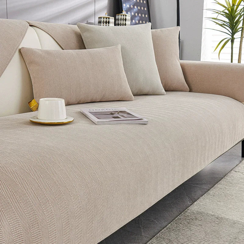 housse de canapé en chenille avec coussins couleur beige idéal contre les poils 