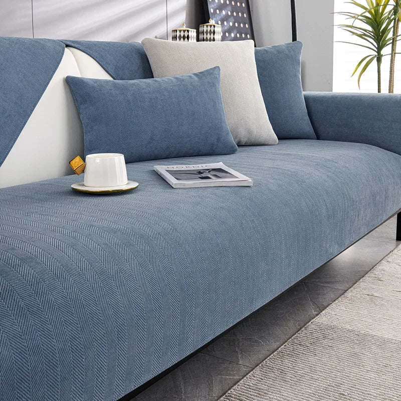 housse de canapé en chenille sur canapé couleur bleu protection contre les griffes