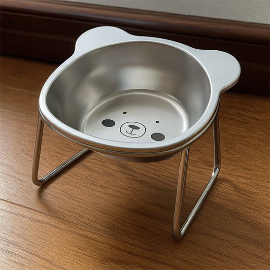 gamelle pour chat surélevée inox bol en acier inoxydable avec oreilles et visage d'ours sur support métallique conçu pour confort et santé du félin