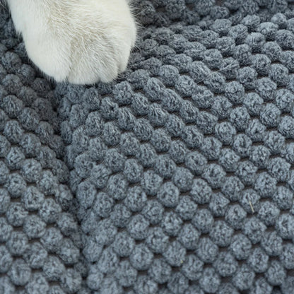 protection canapé chat polaire matelassée antidérapant fursafe patte de chat sur couverture