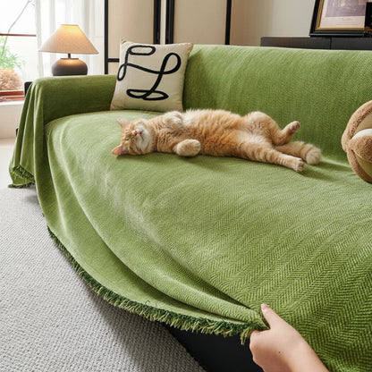 protection canapé chat chenille vert olive anti-poils avec chat endormi dessus